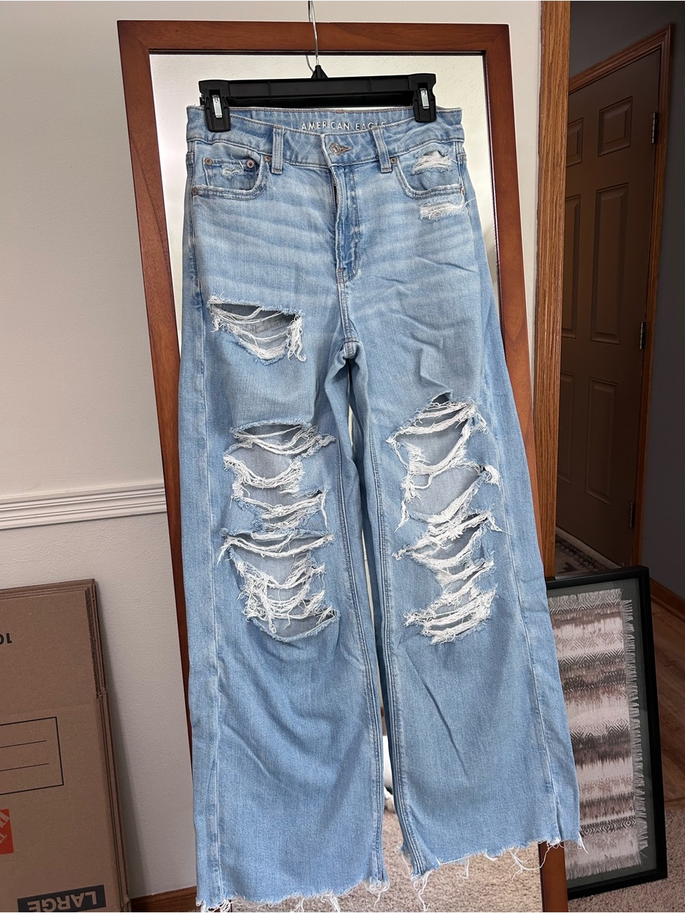 American Eagle Outfitters Light Wash Distressed Jeans